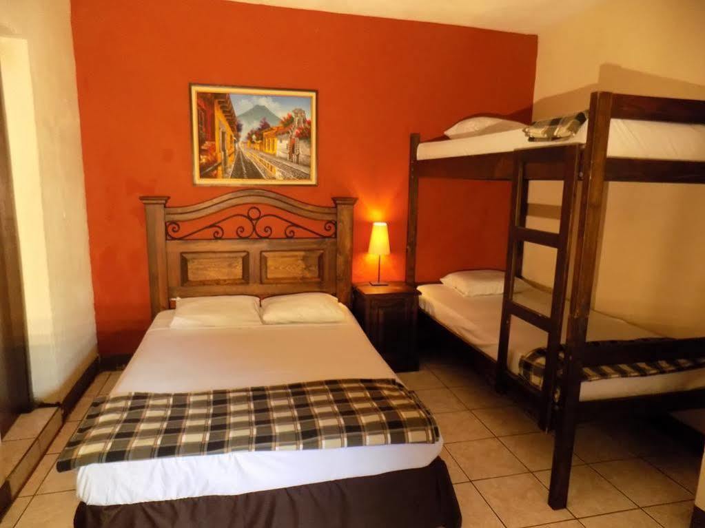 Posada de San Carlos La Calzada Antigua Esterno foto