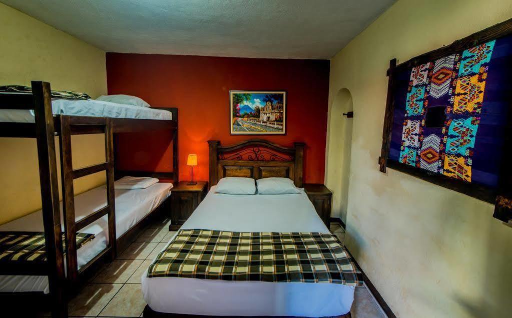 Posada de San Carlos La Calzada Antigua Esterno foto
